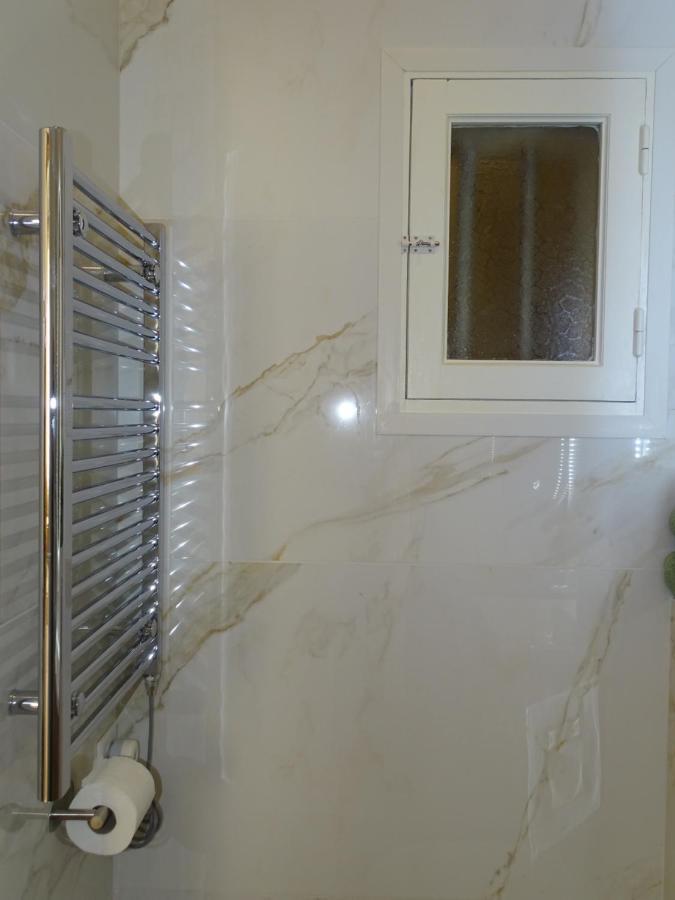 Augustins Fountain Studio Cosy Aix Centre Historique A 3 Minutes De Cours Mirabeau -Wifi-Smart Tv-Rue Calme Aix-en-Provence Dış mekan fotoğraf