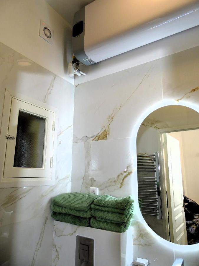 Augustins Fountain Studio Cosy Aix Centre Historique A 3 Minutes De Cours Mirabeau -Wifi-Smart Tv-Rue Calme Aix-en-Provence Dış mekan fotoğraf